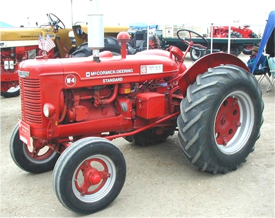 McCormick-Deering W-4 - Tractor & Construction Plant Wiki - The classic ...