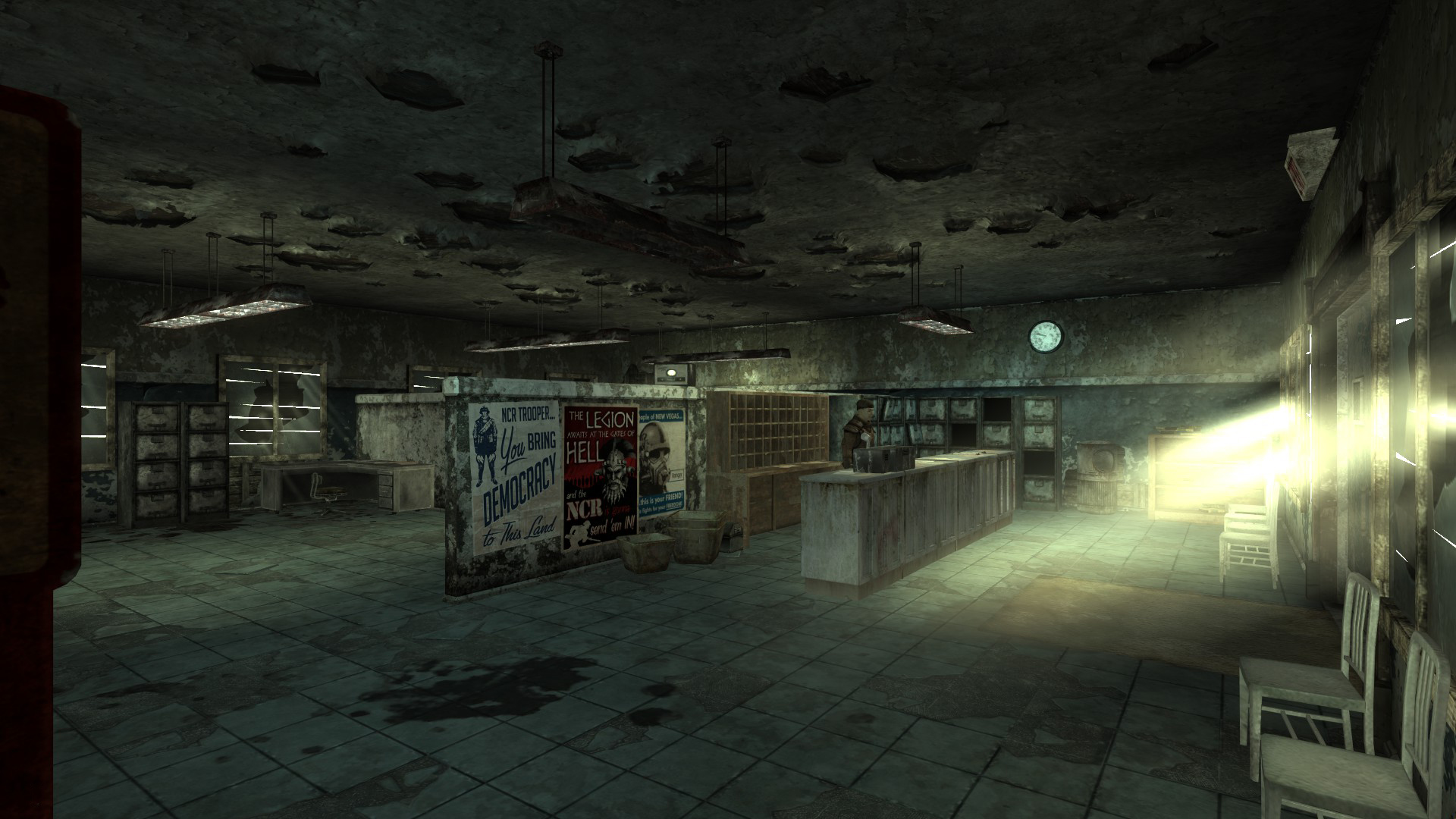 http://img2.wikia.nocookie.net/__cb20110425211951/fallout/images/d/dc/MO_HQ_interior.jpg