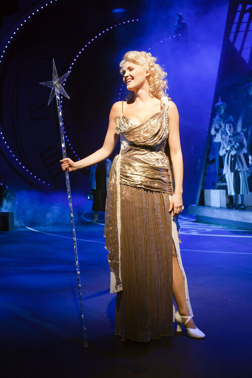 Glinda Upland - Wicked Wiki - Wikia