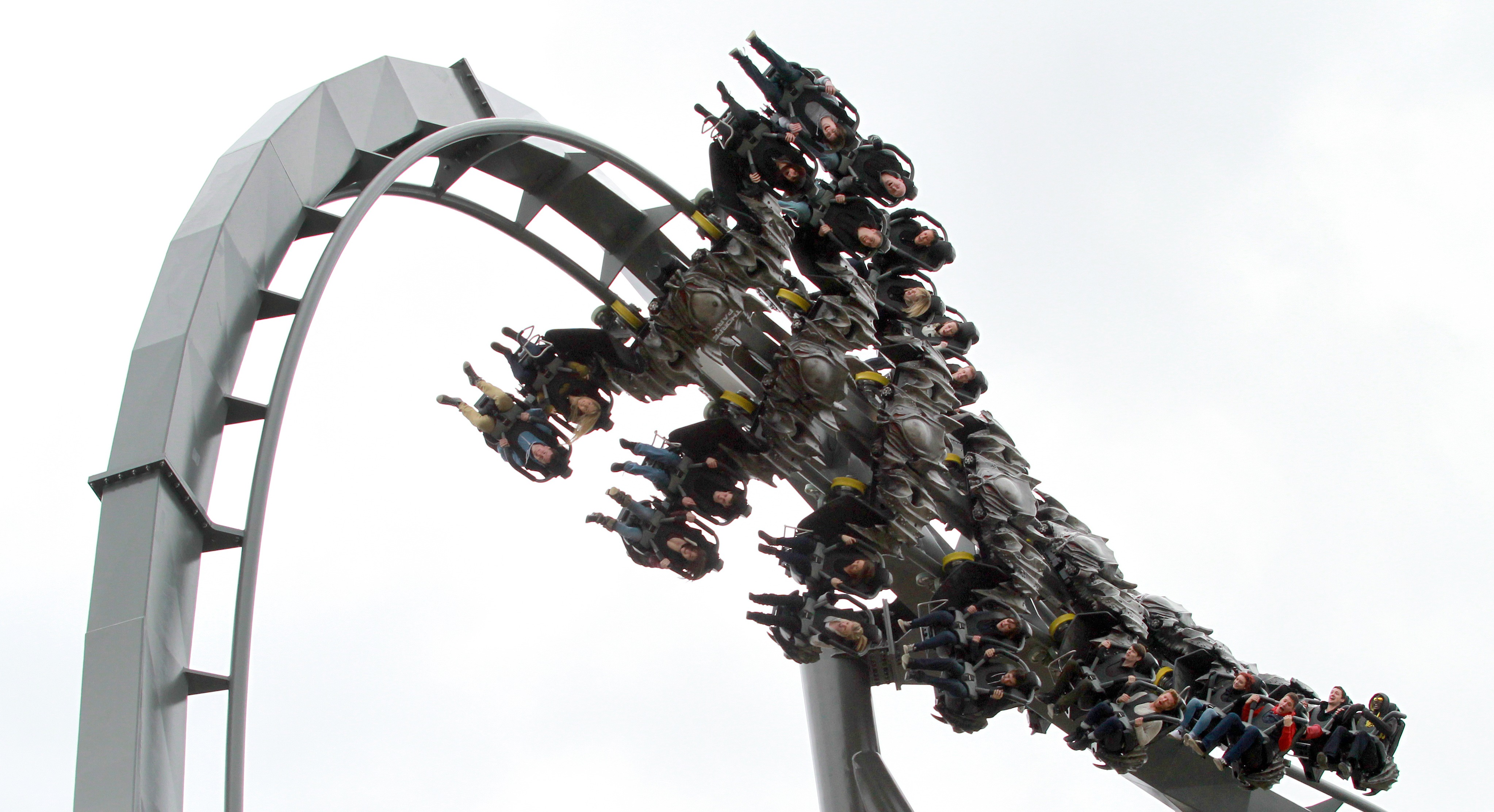 Swarm - Coasterpedia - The Roller Coaster Wiki