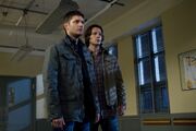 Spn-sam-dean-hospital-sad-jensen-ackles-jared-padalecki