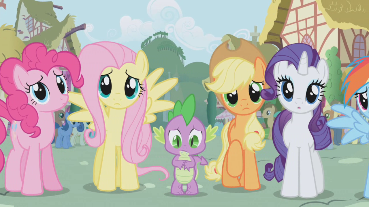 Image - Fluttershy looking at twilight S01E02.png - My Little Pony ...