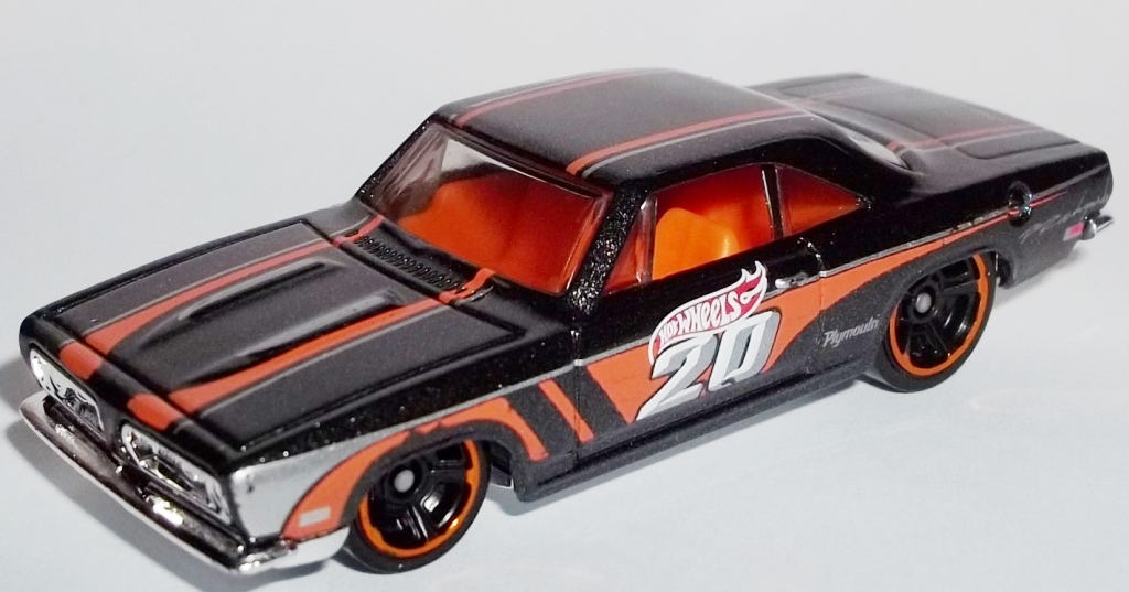 Про hot wheels. Hot Wheels 68 Plymouth Barracuda Formula s. Hot Wheels Plymouth Barracuda Formula 68. '68 Plymouth Barracuda Formula s-2014 hot Wheels. 68 Plymouth Barracuda Formula s хот Вилс.