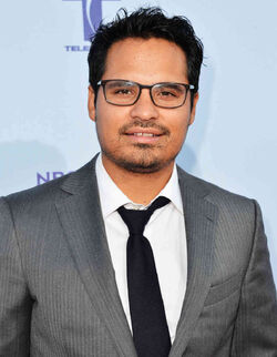 Michael Peña - Disney Wiki